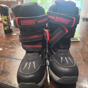 Khombu boys snow boots